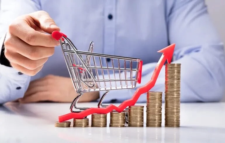 Инфляция в Украине ускорилась до 10%: банкир назвал способ защитить сбережения